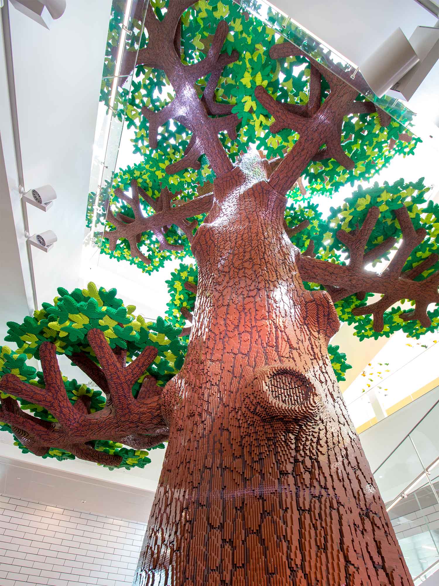 デンマークのレゴハウスの大木の作品