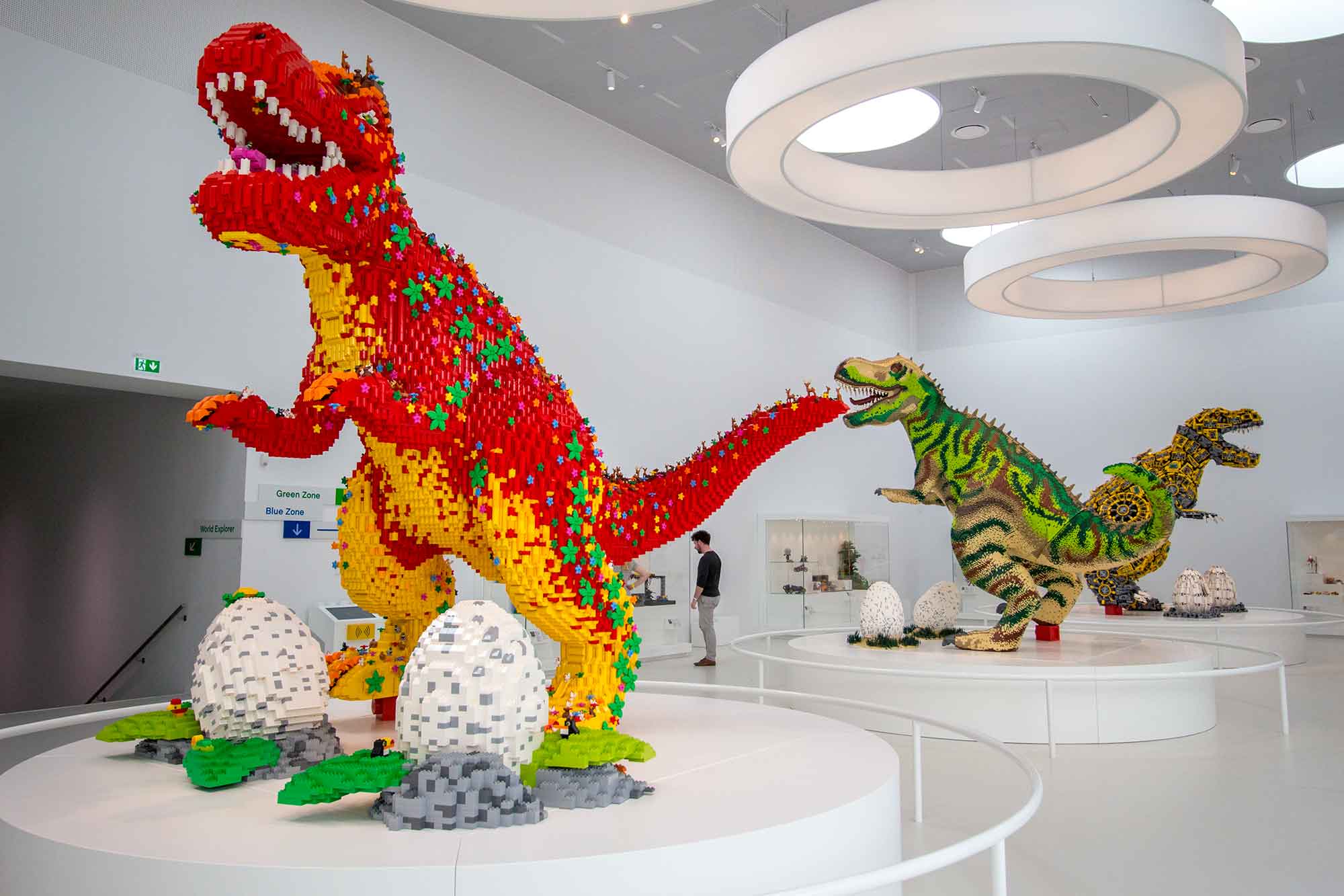 デンマークのレゴハウスの恐竜の作品
