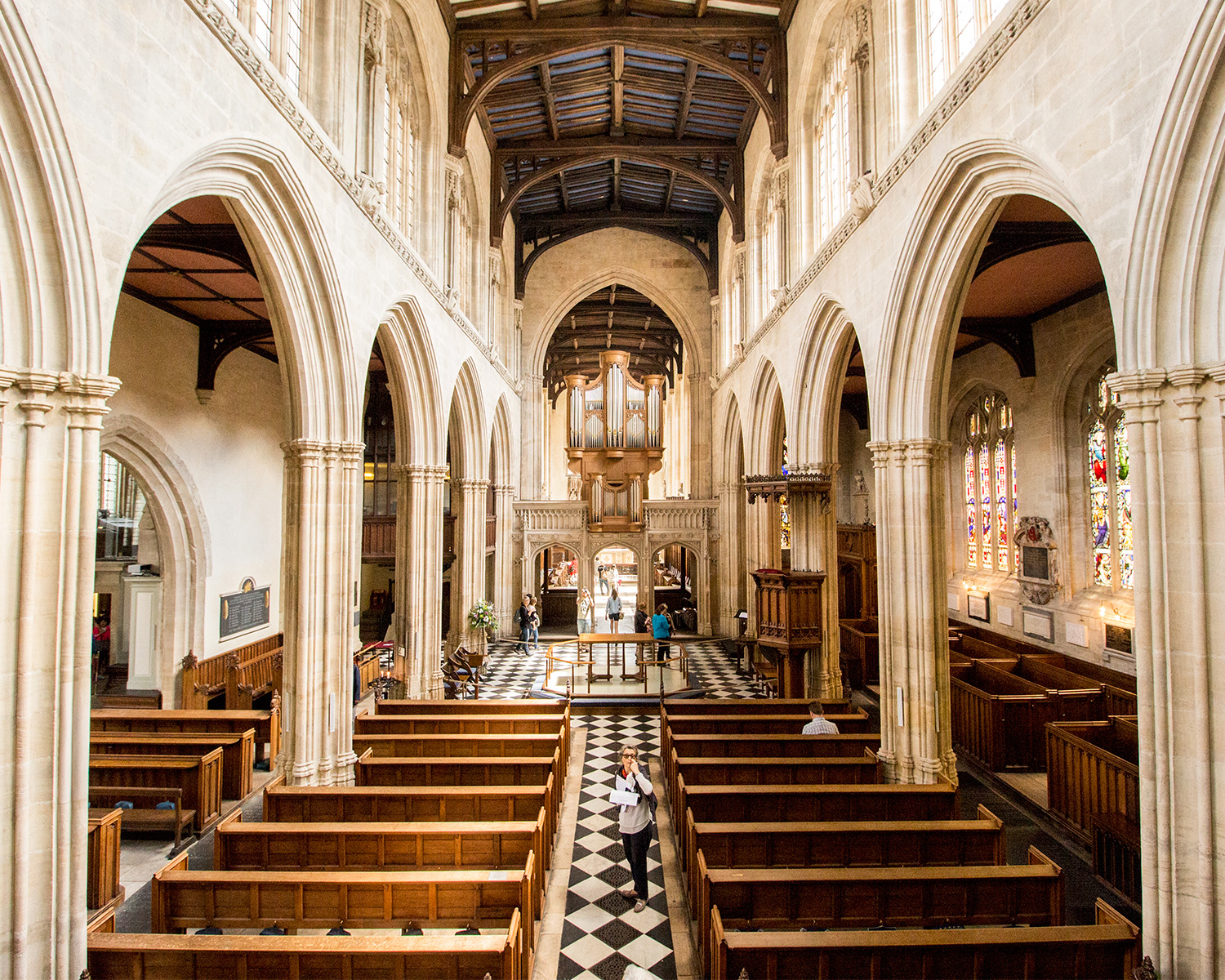 イギリス・オックスフォードのセントメアリー教会